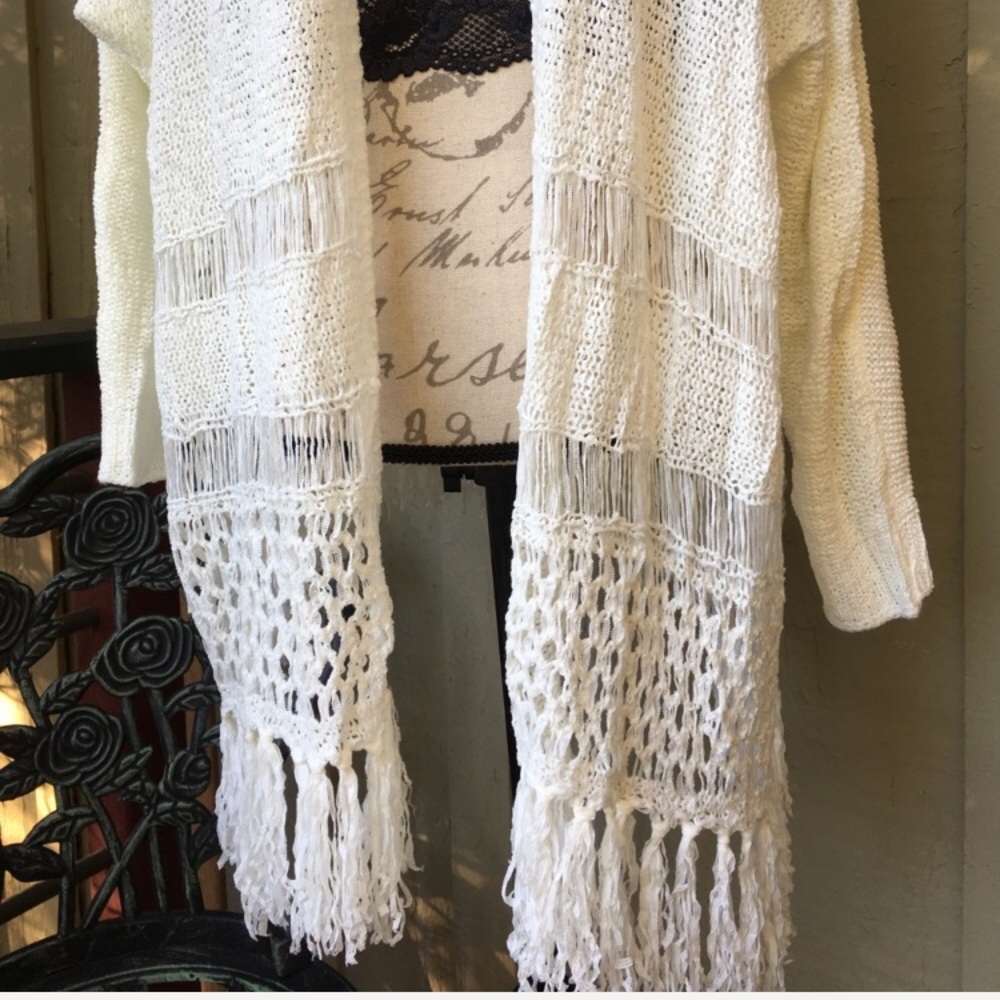🎉HP🎉New! Boho Crochet Sweater - Picture 4 of 6
